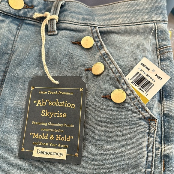 Democracy "Ab"solution® Skyrise Long Flare Jean with Angled Button-Lined Pockets - Picture 5 of 5